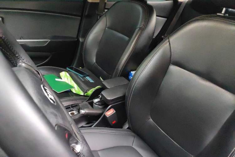 Used Kia K2 2015 Sedan 1.4L Manual Transmission GL Left Front Seat