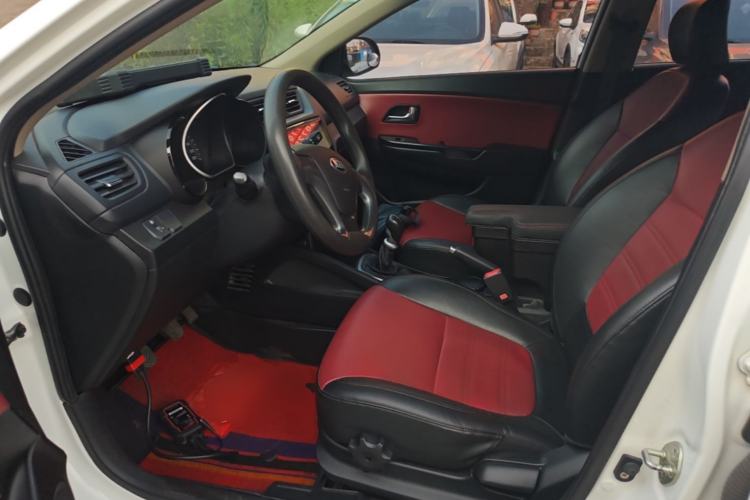 Used Kia K2 2015 Hatchback 1.4L MT GLS Cool Edition Left Front Seat
