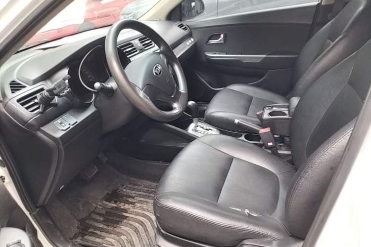 Used Kia K2 2015 Sedan 1.4L Automatic GLS Left Front Seat