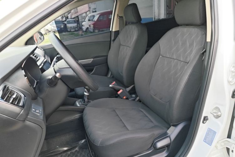 Used Kia K2 2015 Sedan 1.4L MT GLS Left Front Seat