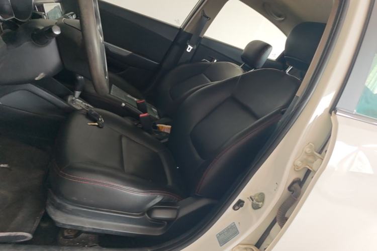 Used Kia K2 2015 Sedan 1.4L Automatic GLS Left Front Seat