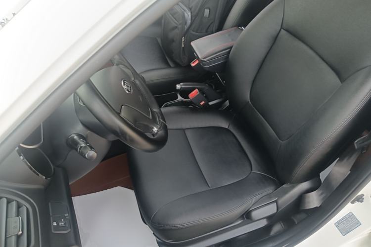 Used Kia K2 2015 Sedan 1.4L MT GLS Left Front Seat