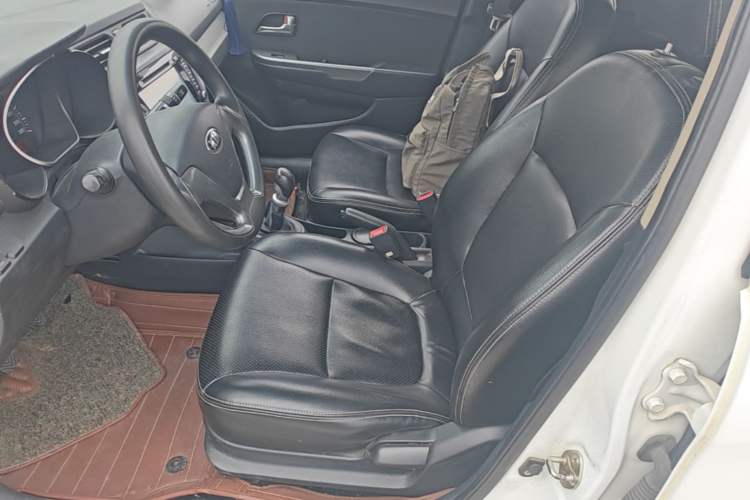Used Kia K2 2015 Sedan 1.4L Manual Transmission GL Left Front Seat