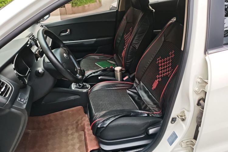 Used Kia K2 2015 Sedan 1.4L MT GLS Left Front Seat