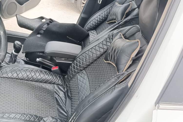 Used Kia K2 2015 Sedan 1.4L Manual Transmission GL Left Front Seat