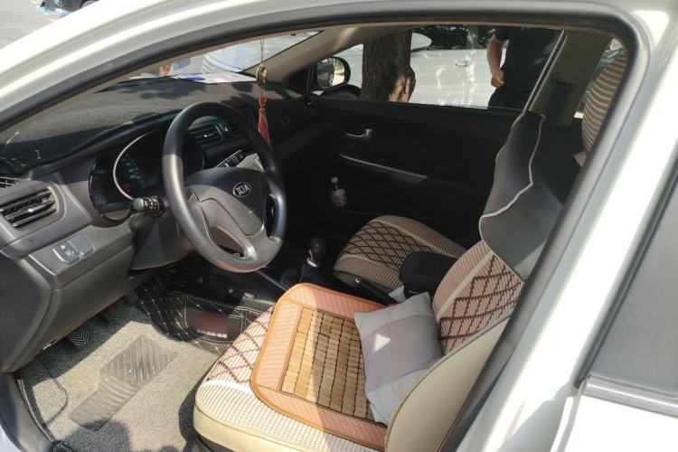Used Kia K2 2015 Sedan 1.4L MT GLS Left Front Seat