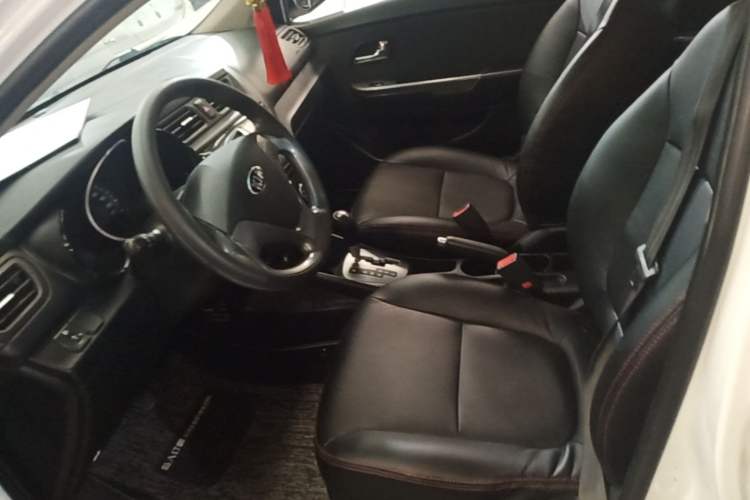 Used Kia K2 2015 Sedan 1.4L Automatic GLS Left Front Seat