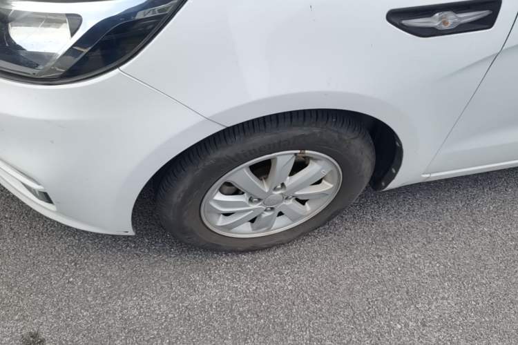 Used Kia K2 2015 Hatchback 1.4L AT GLS Cool Edition Left Front Wheel Hub