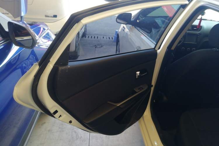 Used Kia K2 2015 Sedan 1.4L Automatic GLS Left Rear Door Interior