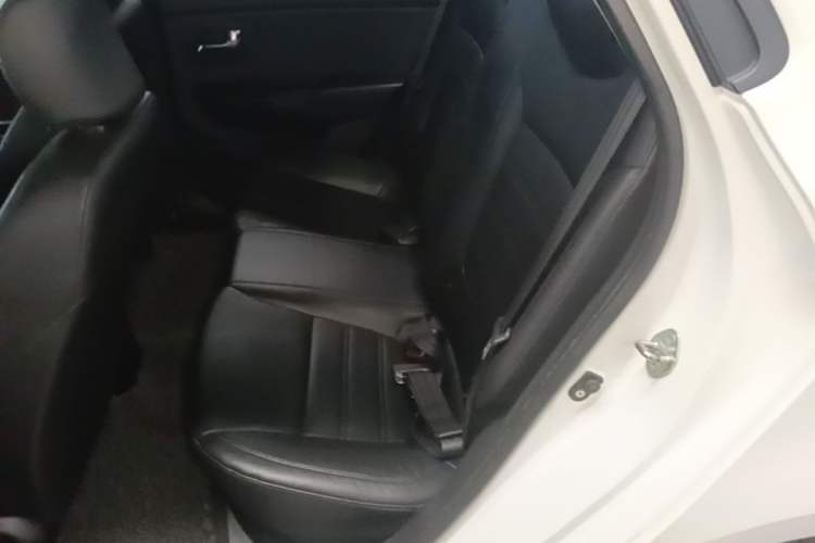 Used Kia K2 2015 Sedan 1.6L Automatic Transmission Premium Left Rear Seat