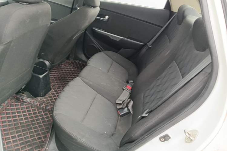 Used Kia K2 2015 Sedan 1.4L MT GLS Left Rear Seat
