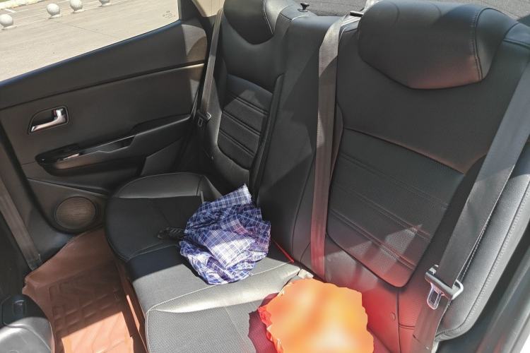 Used Kia K2 2015 Sedan 1.6L Automatic Transmission Premium Left Rear Seat