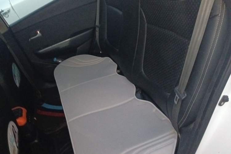 Used Kia K2 2015 Sedan 1.4L MT GLS Left Rear Seat