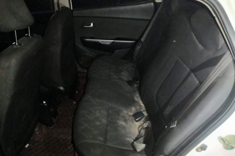 Used Kia K2 2015 Sedan 1.4L MT GLS Left Rear Seat