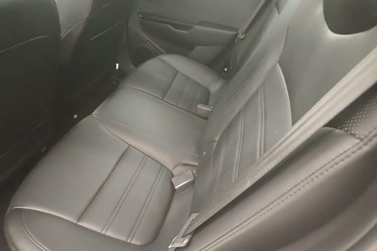 Used Kia K2 2015 Sedan 1.6L Automatic Transmission Premium Left Rear Seat