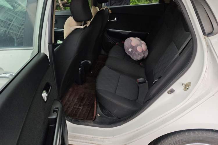 Used Kia K2 2015 Sedan 1.4L MT GLS Left Rear Seat