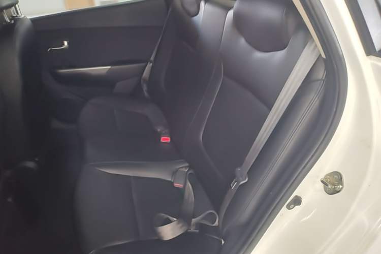 Used Kia K2 2015 Sedan 1.4L MT GLS Left Rear Seat
