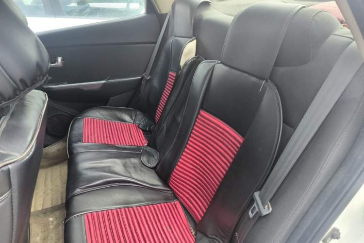 Used Kia K2 2015 Sedan 1.4L MT GLS Left Rear Seat