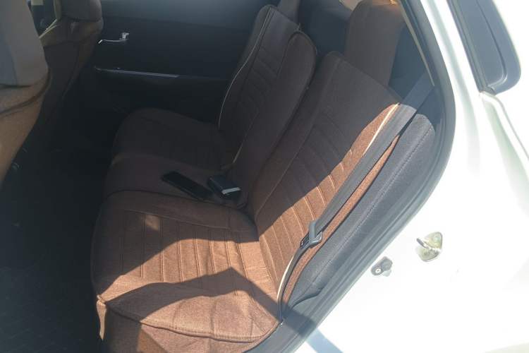 Used Kia K2 2015 Sedan 1.4L MT GLS Left Rear Seat