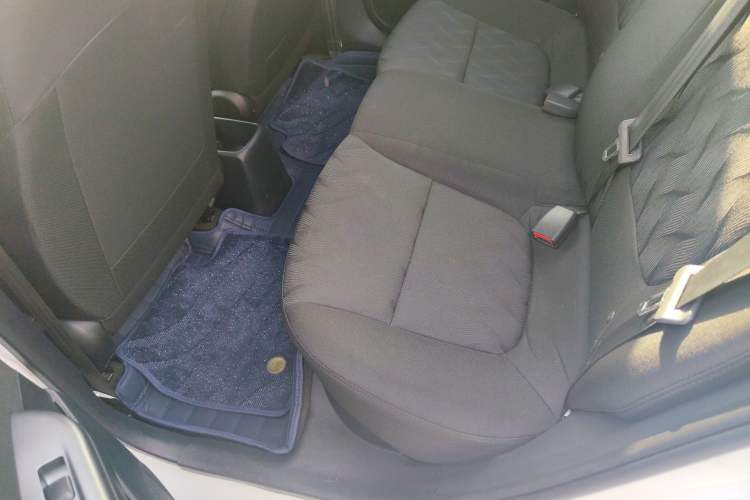 Used Kia K2 2015 Sedan 1.4L MT GLS Left Rear Seat