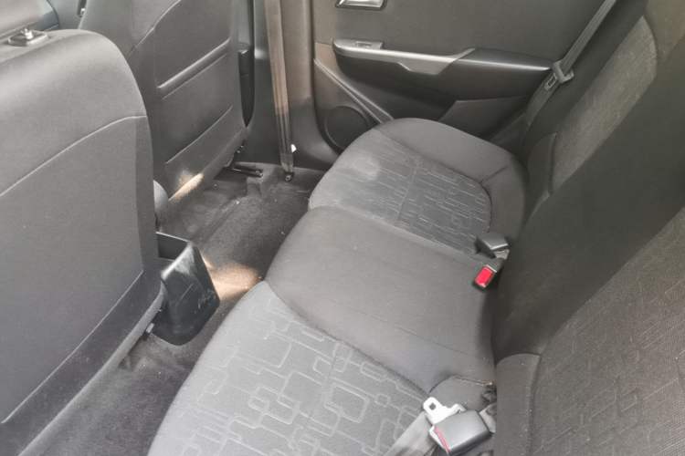 Used Kia K2 2015 Sedan 1.4L MT TOP Left Rear Seat