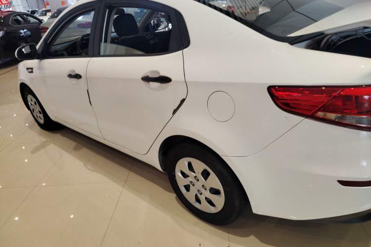 Used Kia K2 2015 Sedan 1.4L Automatic GLS Left Side