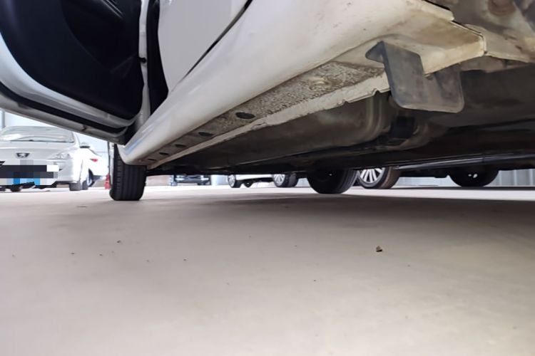 Used Kia K2 2015 Sedan 1.4L MT GLS Left Side Sill