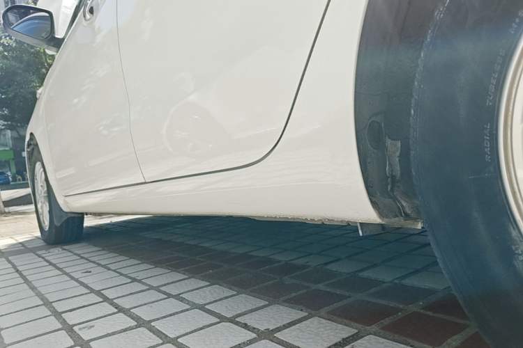 Used Kia K2 2015 Sedan 1.4L Automatic GLS Left Side Sill