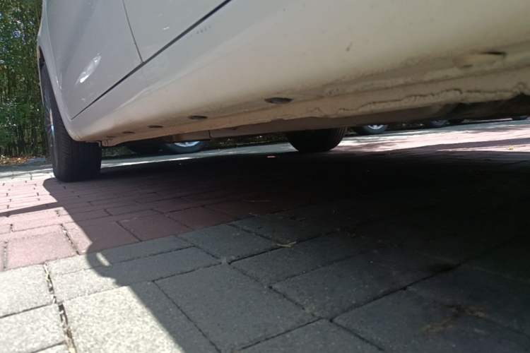 Used Kia K2 2015 Sedan 1.4L Automatic GLS Left Side Sill