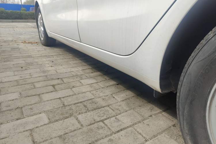 Used Kia K2 2015 Sedan 1.4L Automatic GLS Left Side Sill
