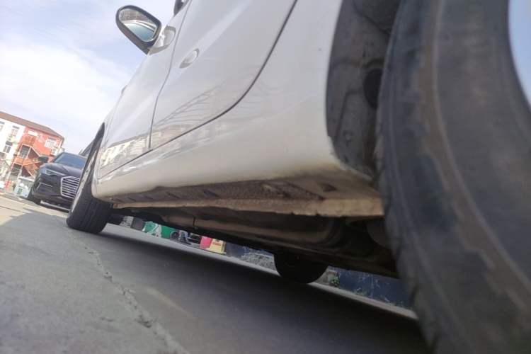 Used Kia K2 2015 Sedan 1.4L Automatic GLS Left Side Sill