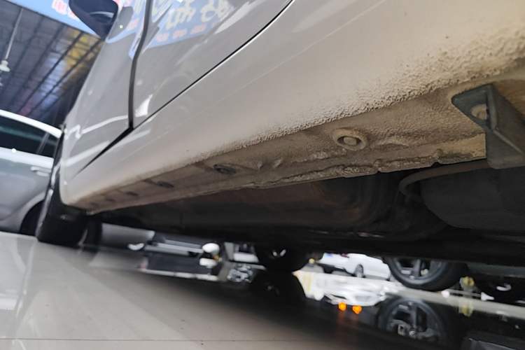 Used Kia K2 2015 Sedan 1.6L Automatic Transmission Premium Left Side Sill