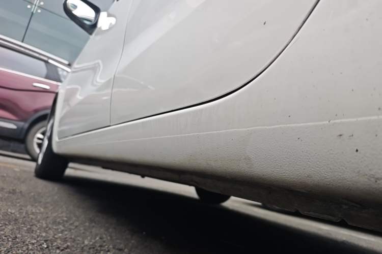 Used Kia K2 2015 Sedan 1.4L Automatic GLS Left Side Sill