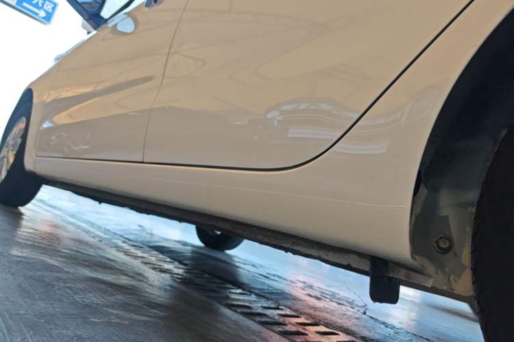 Used Kia K2 2015 Sedan 1.4L MT GLS Left Side Sill