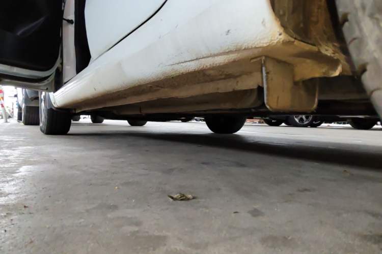 Used Kia K2 2015 Hatchback 1.4L AT GLS Cool Edition Left Side Sill