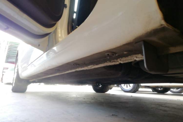 Used Kia K2 2015 Sedan 1.4L Automatic GLS Left Side Sill