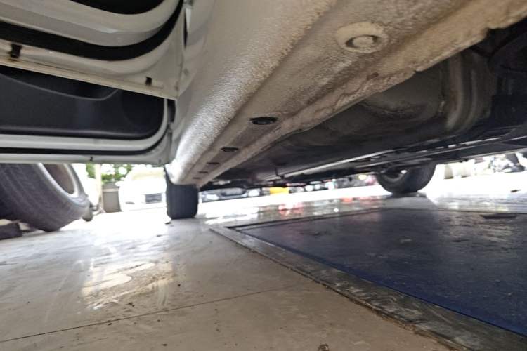 Used Kia K2 2015 Hatchback 1.4L AT GLS Cool Edition Left Side Sill