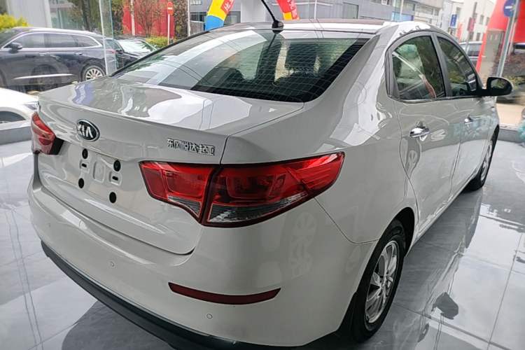 Used Kia K2 2015 Sedan 1.4L Automatic GLS Rear Right 45 Deg