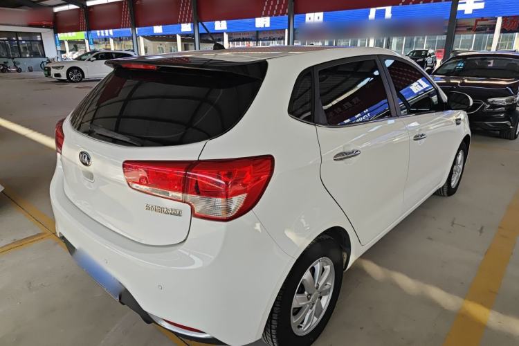 Used Kia K2 2015 Hatchback 1.4L AT GLS Cool Edition Rear Right 45 Deg