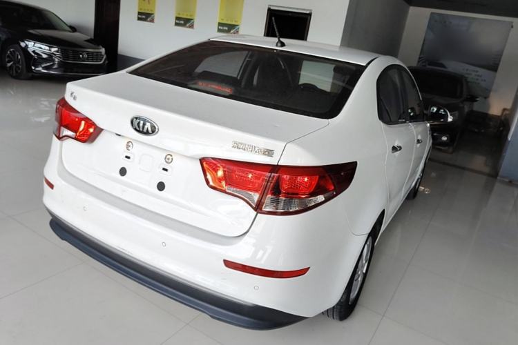 Used Kia K2 2015 Sedan 1.4L MT GLS Rear Right 45 Deg