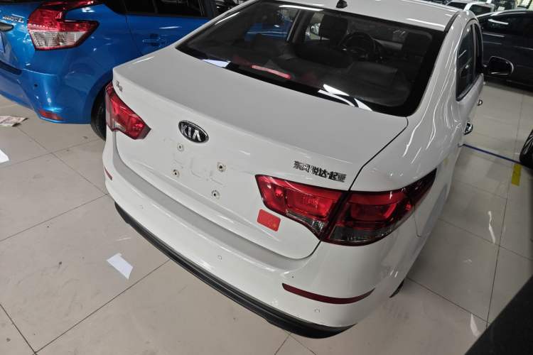 Used Kia K2 2015 Sedan 1.4L Automatic GLS Rear Right 45 Deg
