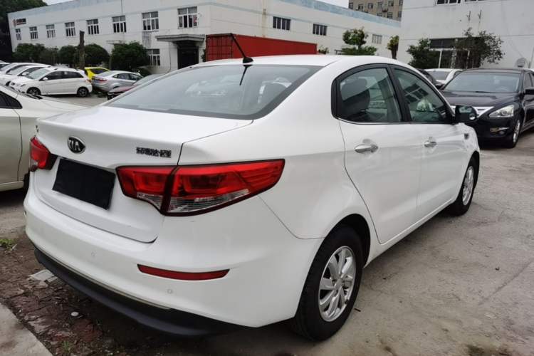 Used Kia K2 2015 Sedan 1.4L MT TOP Rear Right 45 Deg