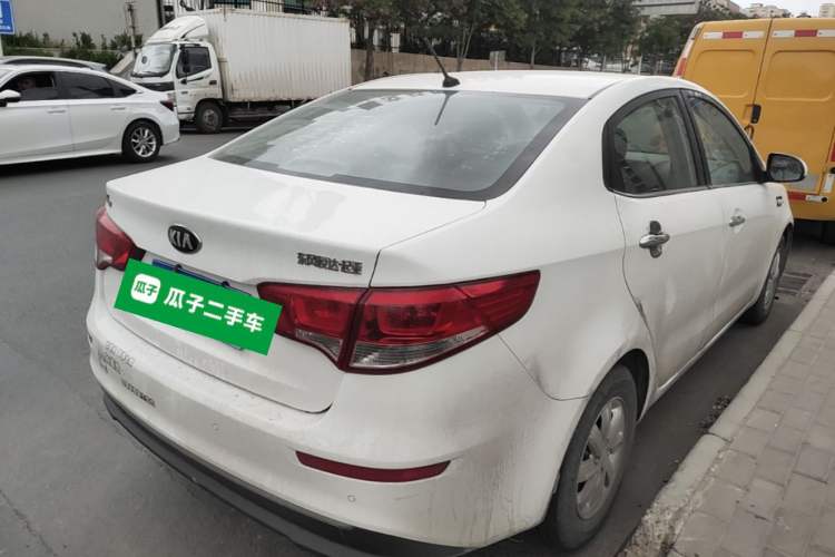 Used Kia K2 2015 Sedan 1.4L MT GLS Rear Right 45 Deg