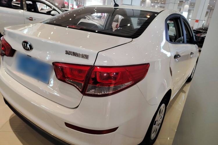 Used Kia K2 2015 Sedan 1.4L Automatic GLS Rear Right 45 Deg