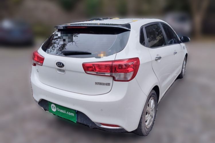 Used Kia K2 2015 Hatchback 1.4L AT GLS Cool Edition Rear Right 45 Deg