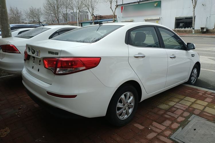 Used Kia K2 2015 Sedan 1.4L MT GLS Rear Right 45 Deg