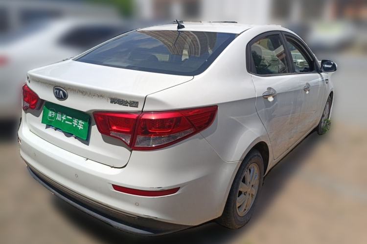 Used Kia K2 2015 Sedan 1.4L Manual Transmission GL Rear Right 45 Deg