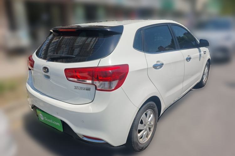Used Kia K2 2015 Hatchback 1.4L AT GLS Cool Edition Rear Right 45 Deg