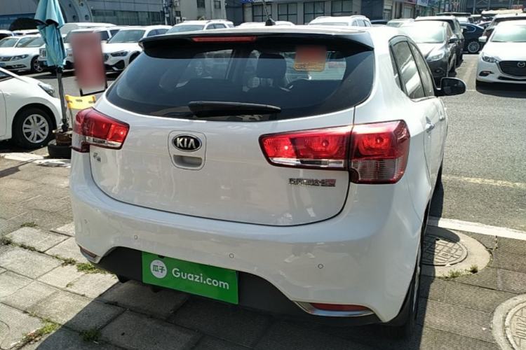 Used Kia K2 2015 Hatchback 1.4L AT GLS Cool Edition Rear Right 45 Deg