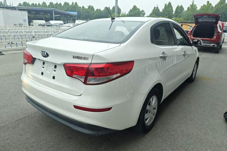 Used Kia K2 2015 Sedan 1.4L MT GLS Rear Right 45 Deg